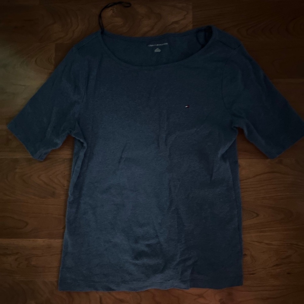 Tommy Hilfiger Women’s Large Top